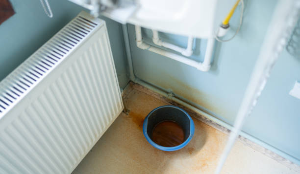 Best Emergency water damage restoration  in Bolivar, TN